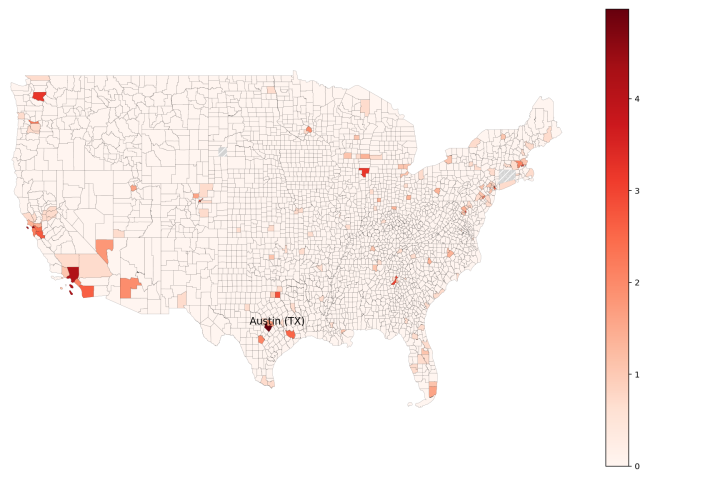 Carte des États-Unis (hors Alaska, Hawaï et Puerto Rico), avec les délimitations des comtés. Les comptés sont colorés en fonction du nombre de participants au festival SXSW de 2007 ayant rejoint Twitter au moment du festival. Les comtés avec le plus d'utilisateurs (un nombre qui reste modeste, l'échelle va de 0 à 5) sont autour d'Austin, au Sud de la Californie, autour de San Francisco, mais aussi dans l'État de Washington, dans le nord du Midwest et en Nouvelle-Angleterre.